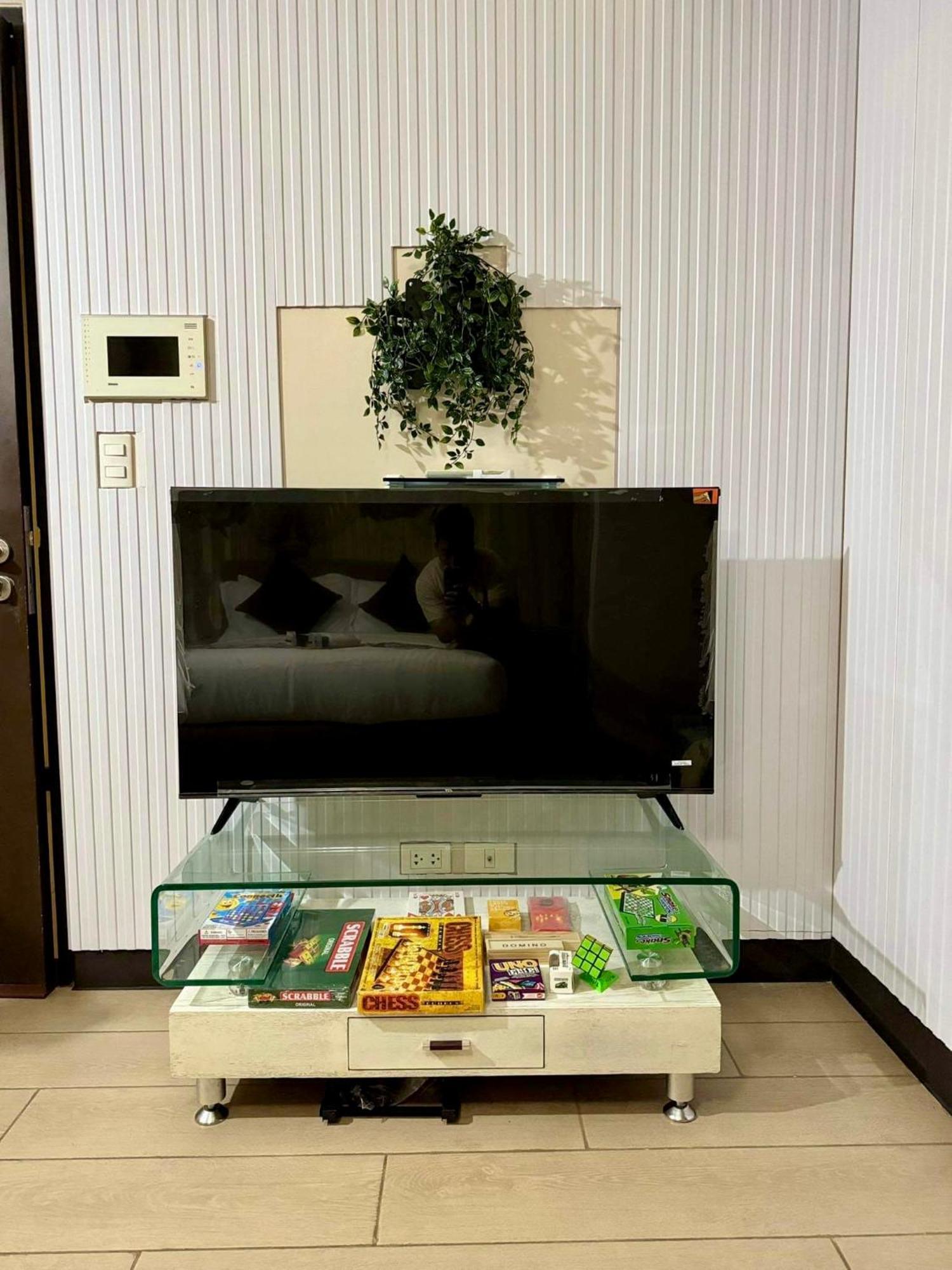 Greenbelt Hamilton Tower 1 Legazpi סן פדרו מקאטי מראה חיצוני תמונה