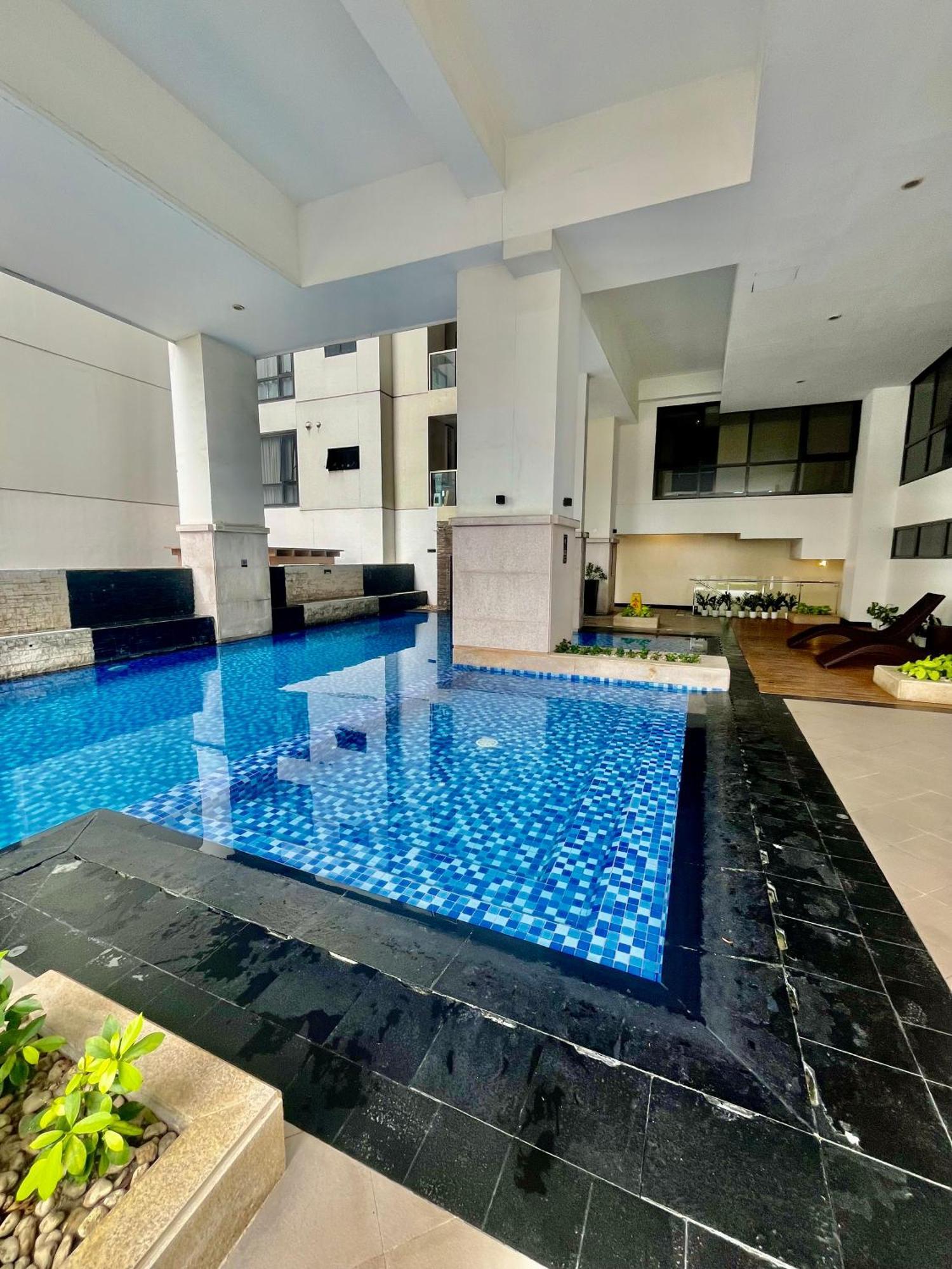Greenbelt Hamilton Tower 1 Legazpi סן פדרו מקאטי מראה חיצוני תמונה