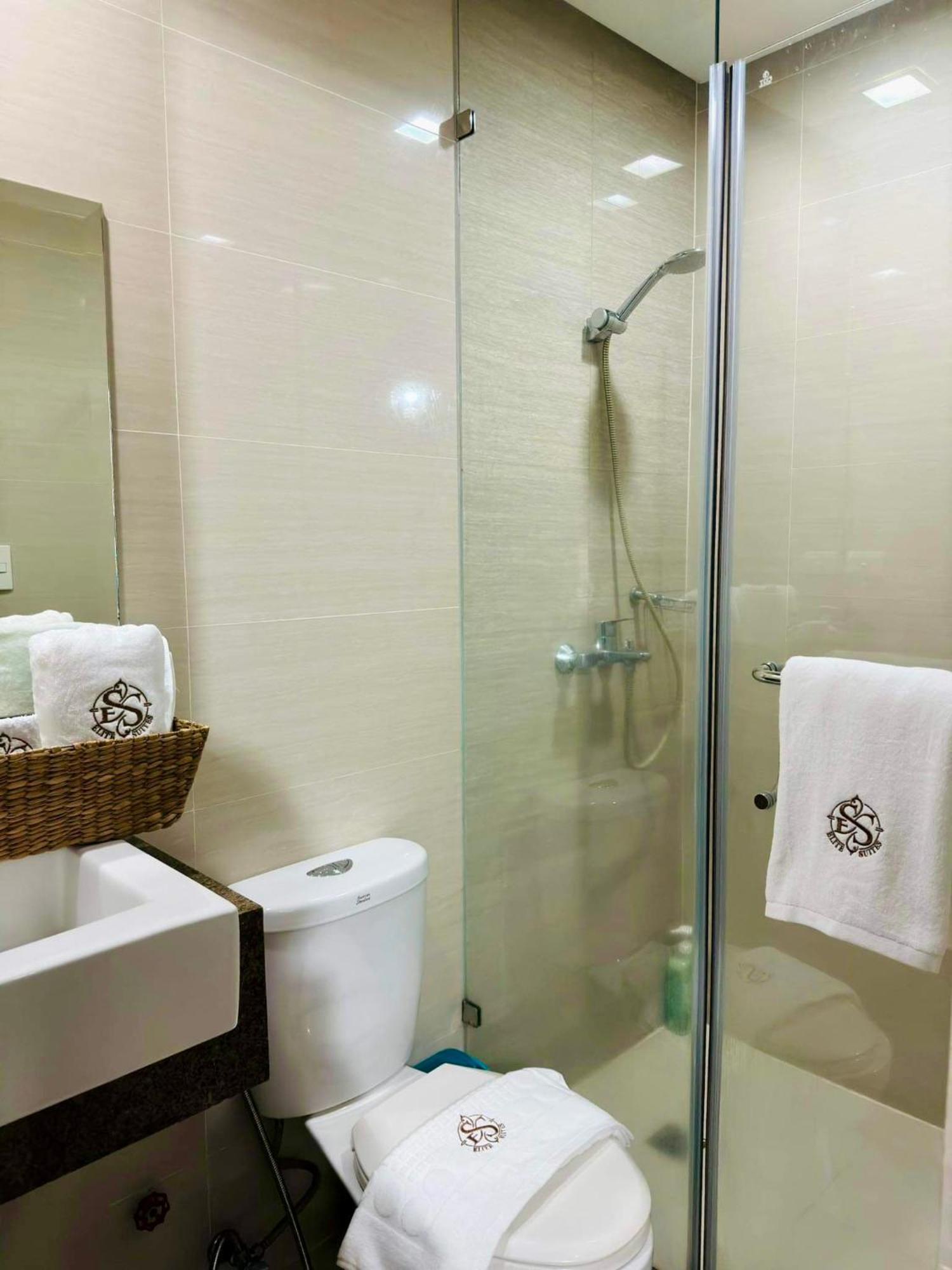 Greenbelt Hamilton Tower 1 Legazpi סן פדרו מקאטי מראה חיצוני תמונה